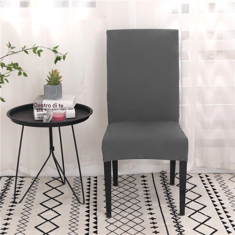 Moderné napínacie poťahy na jedálenské stoličky