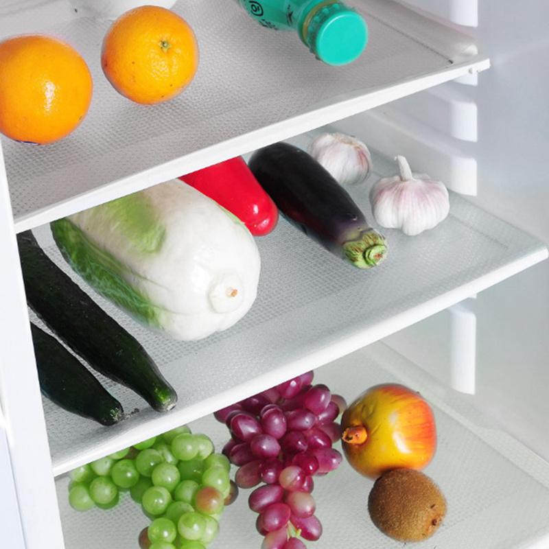 4x antibakteriálna a protiplesňová podložka do chladničky