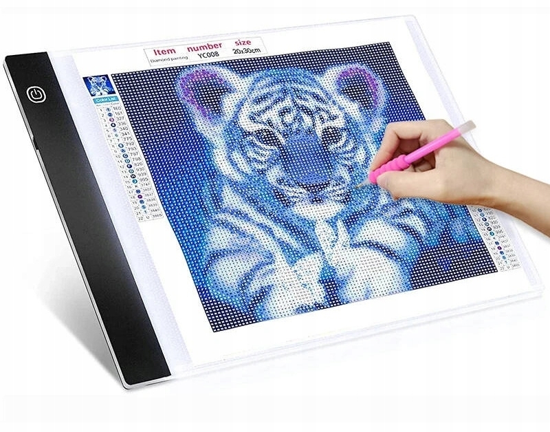 Svietiaca LED doska pre ľahšie obkresľovanie prenosná