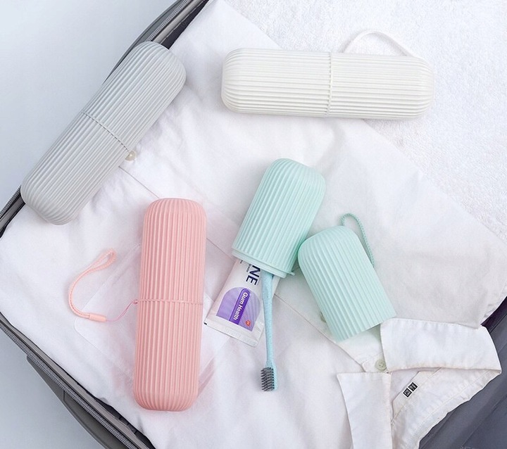 Prenosné cestovné púzdro na zubnú pastu a kefku