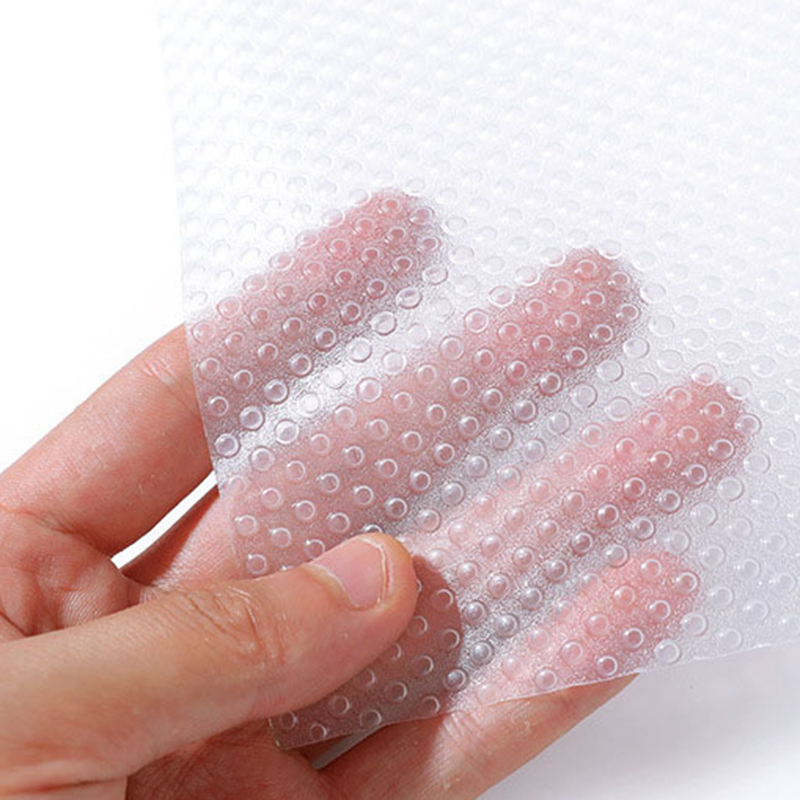 4x antibakteriálna a protiplesňová podložka do chladničky