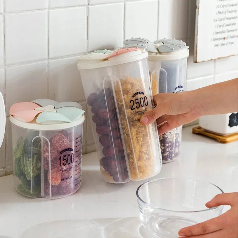 Zásobník na sypké produkty cestoviny obilniny 4 priehradky 2500ml