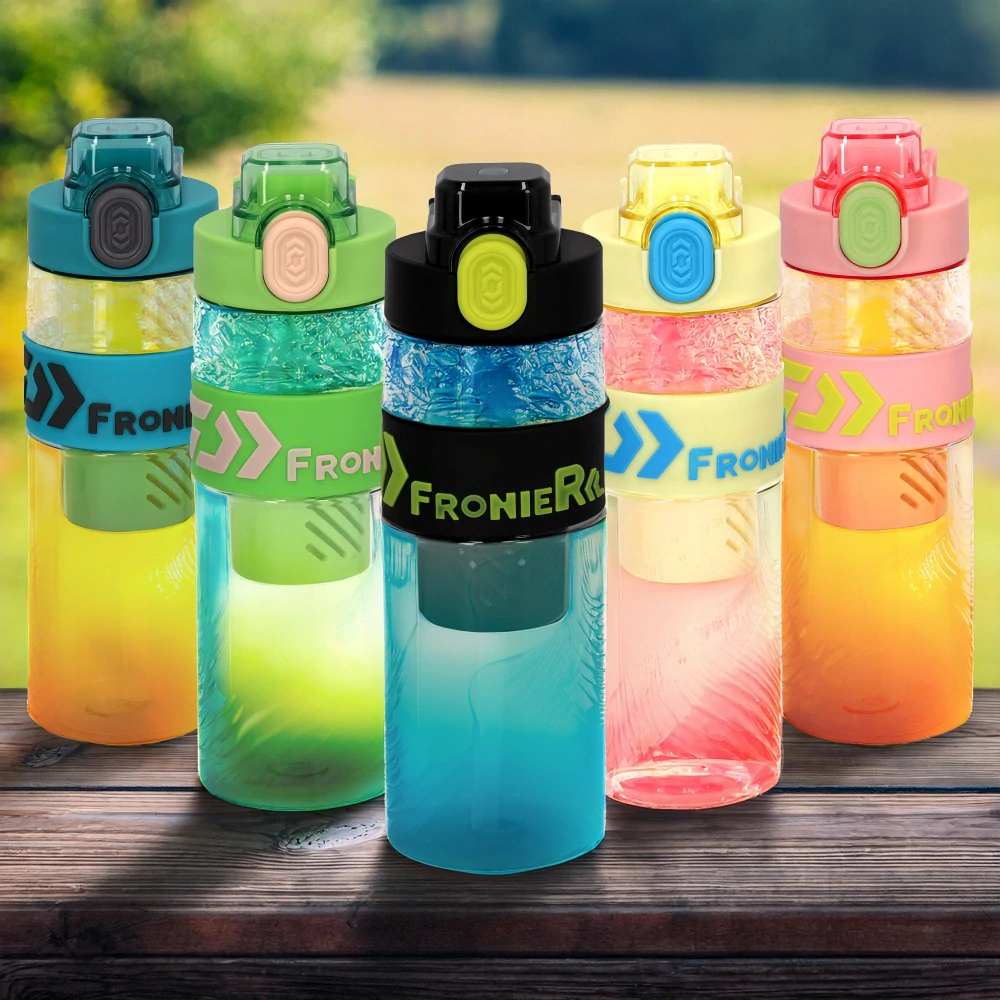 Fľaša na vodu s infuzérom a slamkou – 650 ml