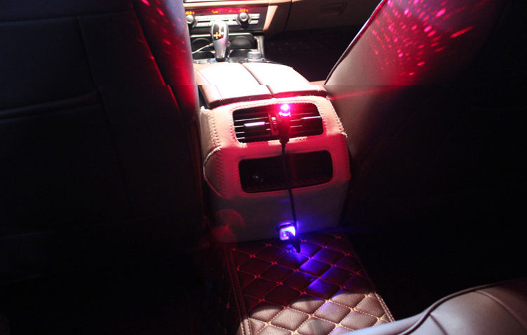 Projektor laserový hviezdny efekt svetlo LED pre auto