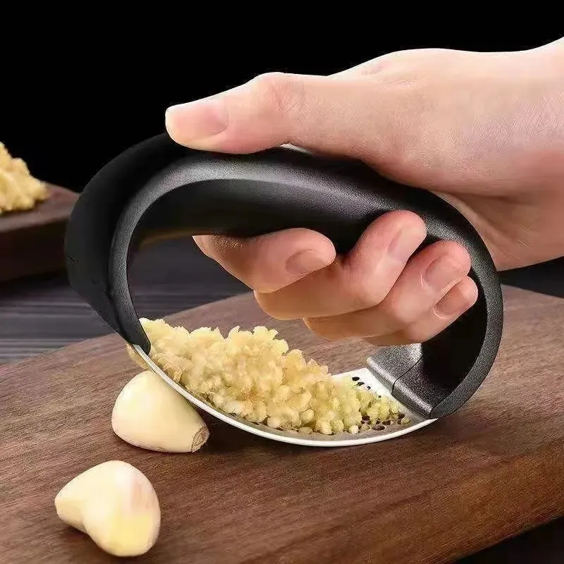 Ručný lis strúhadlo na cesnak parmezán muškátový oriešok