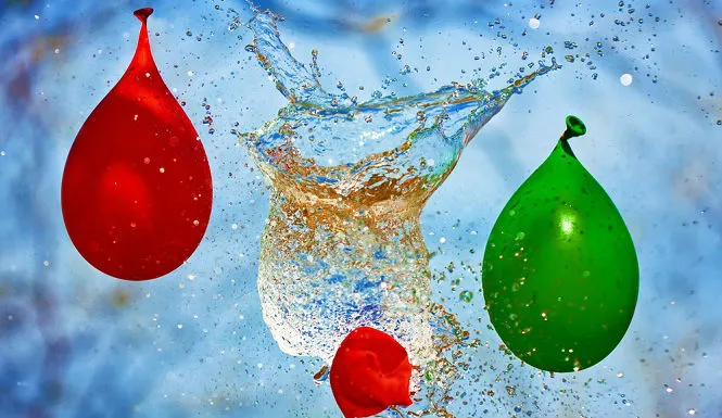 Vodné balóniky 111 kusov + koncovka na hadice