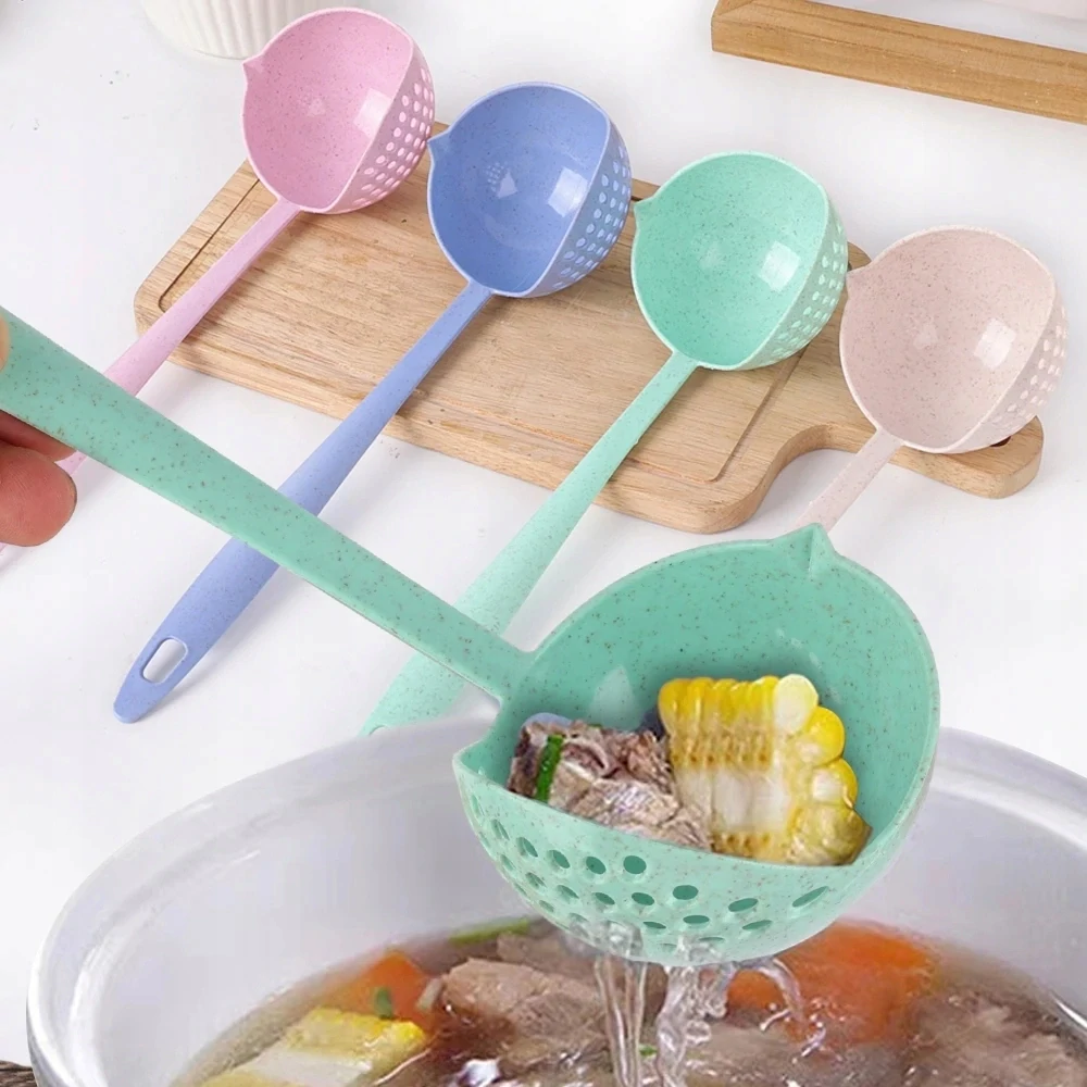 Kuchynská plastová naberačka a sitko 2v1 na polievky