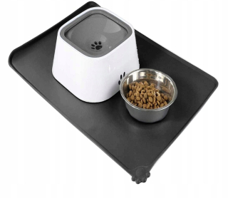 Protišmyková silikónová podložka pod misky pre miláčikov čierna